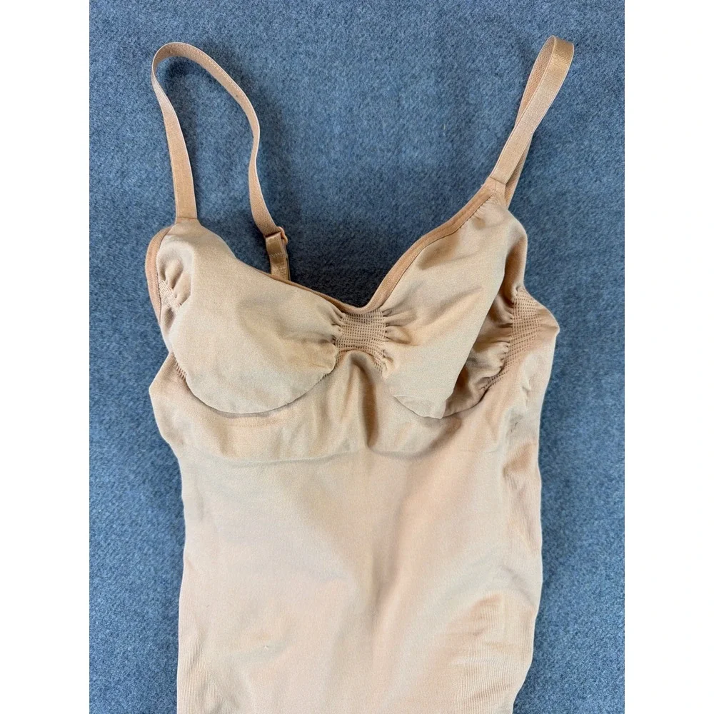 SKIMS Shapewear Bodysuit Women L/XL Tan Seamless Sculpting‎ Mid-Thigh Bodysuit